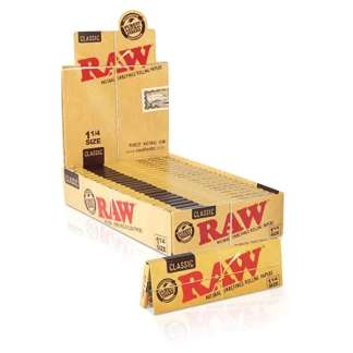 RAW Classic 1¼ Rolling Papers - 24 Pack Display
